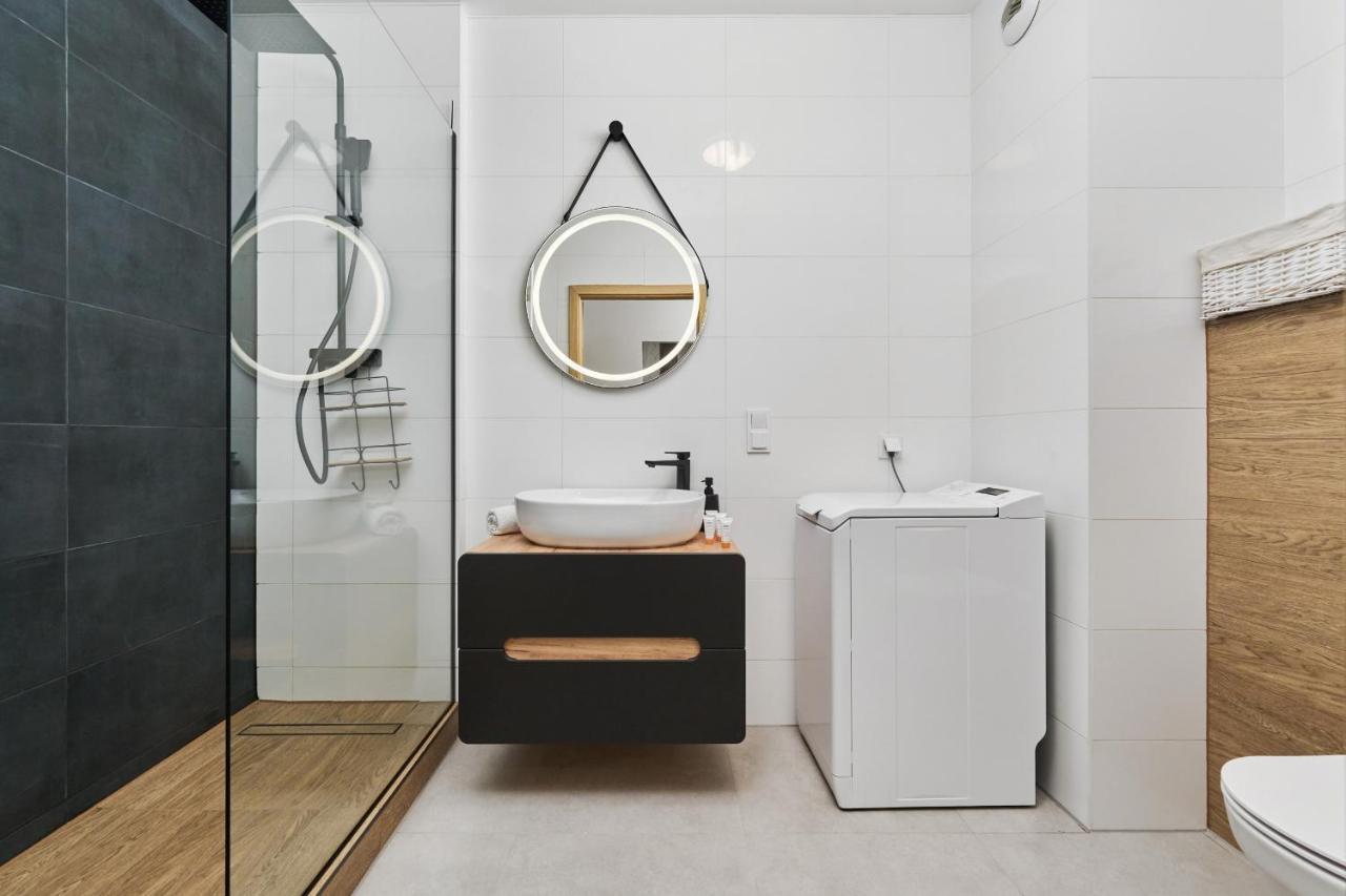 Nowa Manufaktura Krzyki By Renters Breslavia
